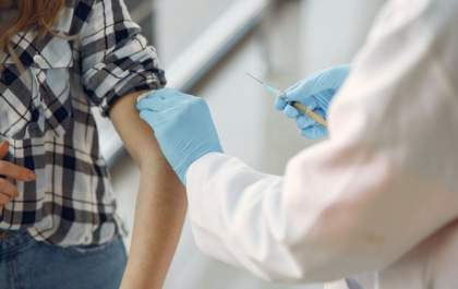 Vacina contra HPV pode combater câncer do colo do útero