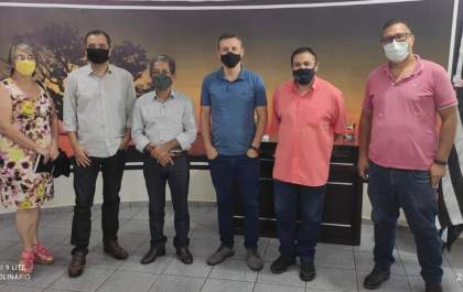 Paulo Boaventura e Marcos Visual recebem representante da deputada Renata Abreu