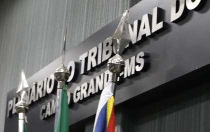 Acusado de feminicídio de vizinha vai a júri em abril