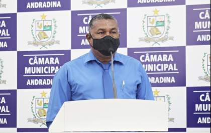 Câmara recebe Projeto Municipal de Natação para crianças e adolescentes
