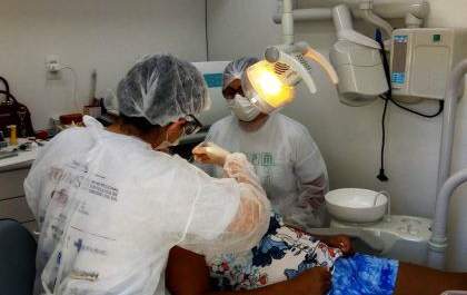 Trailer Odontológico volta a atender no bairro São Carlos