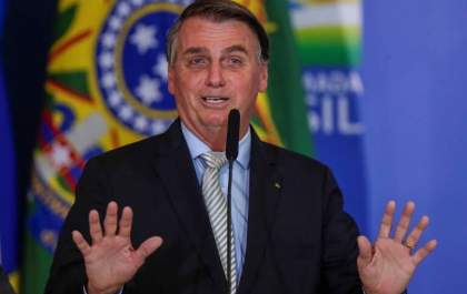 Bolsonaro diz que vírus do pavor foi inoculado na população