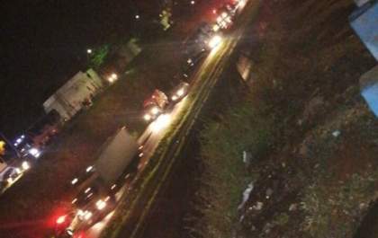Ônibus de ‘sacoleiros’ pega fogo na Rondon
