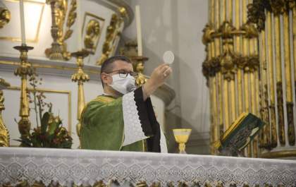 Ministério Público analisa cultos religiosos na Fase Vermelha em SP