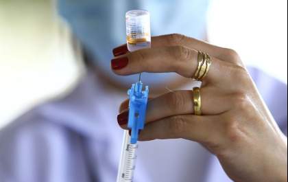 Estudo aponta eficácia de uma dose da vacina em quem já teve covid-19
