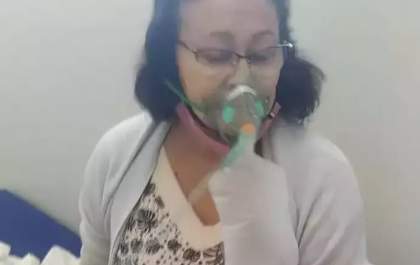 Sem vaga em hospital, mulher morre de covid&nbsp; em posto de saúde