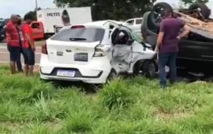 Funcionário da empresa Suzano fica ferido em acidente no trevo de Itapura
