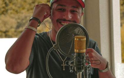 Hoje é dia de lançamento da música Escondido de João Zagatto