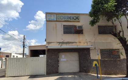 Justiça manda Correios afastar funcionários do trabalho presencial em Araçatuba