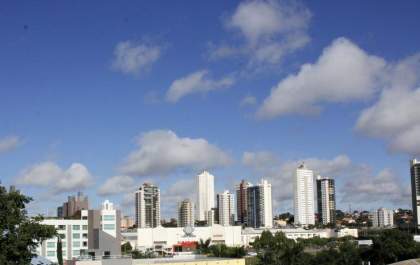 Terça-feira de céu parcialmente nublado e chuvas isoladas em Mato Grosso do Sul