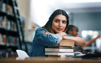 Estudantes tem até amanhã para pedir auxílios educação