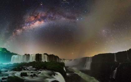 Cataratas do Iguaçu compõe registros celestiais inéditos; veja fotos