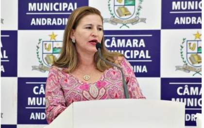 Advogada Solange Teno quer a perda do mandato da vereadora Eloá por acúmulo de cargos