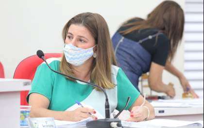 Vereadora Eloá encaminha nota de esclarecimento