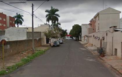 Mulher trans denuncia agressão em ponto de prostituição no Nova Iorque