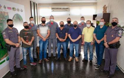 Prefeito e vereadores estudam ampliar Atividade Delegada para bombeiros