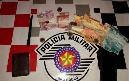 PM prende 4 homens após assalto a farmácia na Porangaba