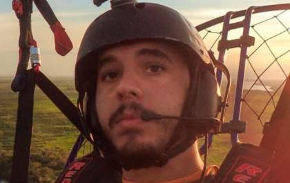 É um pássaro? É um avião? Não, é o andradinensse Gabriel Guelfi em mais um de seus vôos