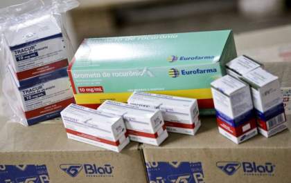 Estados receberão 864 mil unidades de medicamentos de intubação
