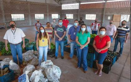Secretaria da Agricultura recebe doação de alimentos via PAA