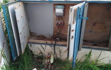 Fios de energia da USF Nova Três Lagoas, das bombas da 2ª lagoa são furtados e biblioteca do SESI invadida