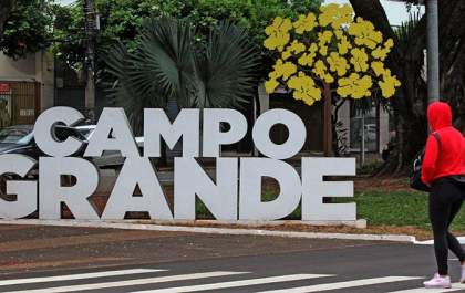 Capital acompanha o estado e libera eventos com 50% de ocupação, mas exige prévia autorização da Vigilância Sanitária