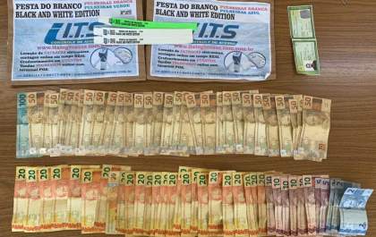 Polícia encontra mais dinheiro e convites para festa com investigados por tráfico