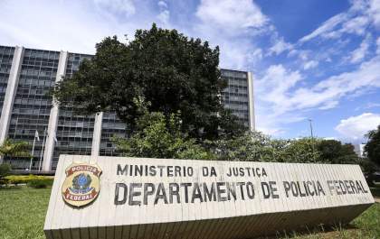 Cerca de 320 mil participam de concurso público para a Polícia Federal