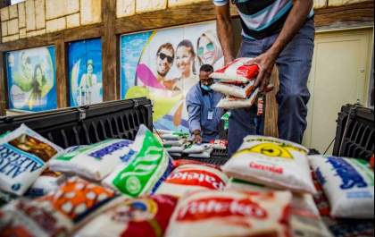 Fundo Social de Araçatuba recebe 1 tonelada de alimentos de campanha de doação