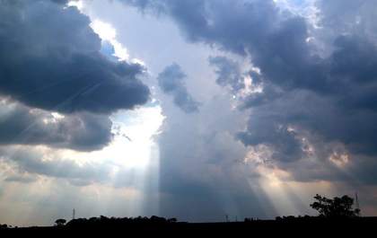 Meteorologia prevê fim de semana com chuva e chegada de nova onda de frio