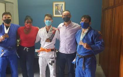 Araçatubenses são pódio na 1ª Copa do Brasil de jiu-jitsu FBMMA