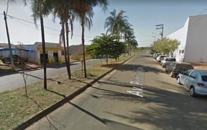 Homem tenta incendiar moto ao ser abordado pela PM em Birigui