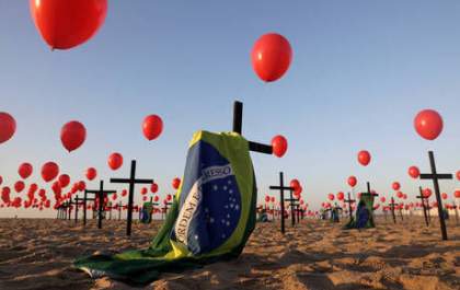 Covid-19: mortes voltam a passar de 2 mil por dia na média móvel