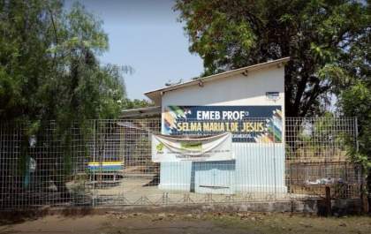 Bandidos furtam televisores em escola no Taveira