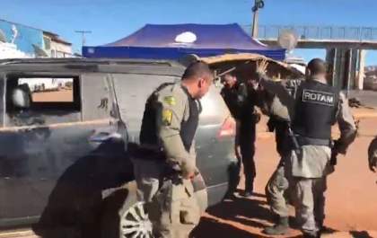 Veja as imagens do momento em que Lázaro Oliveira era socorrido ao hospital