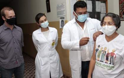 Municípios que atingirem índice de vacinação contra a Covid-19 recebem incentivos financeiros
