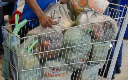 Supermercados têm alta de 5% nos primeiros meses de 2021, diz Abras