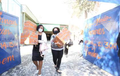 Governo de SP entrega 1,7 mil absorventes íntimos para escola estadual da zona leste