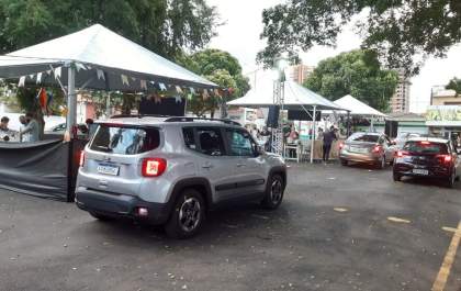 Drive-thru do Arraiá da Solidariedade segue até 21h