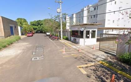 Suspeito de vários assaltos é preso por agredir mulher e mantê-la presa em apartamento