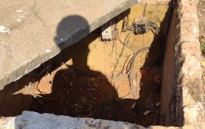 Vândalos desligam disjuntores e deixam a avenida Brasília no escuro