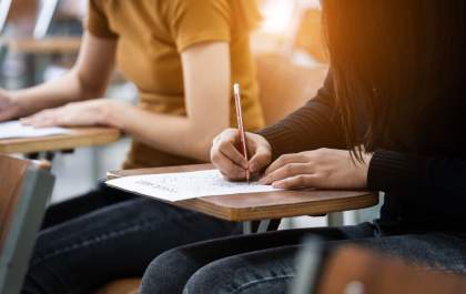 Encceja: conteúdos para ajudar nos estudos estão disponíveis no portal do Inep
