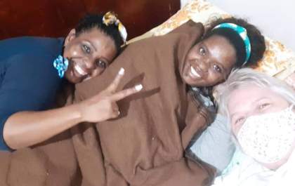 Mãe que deu a luz em coma, recebe alta e aguarda bebê em casa de apoio
