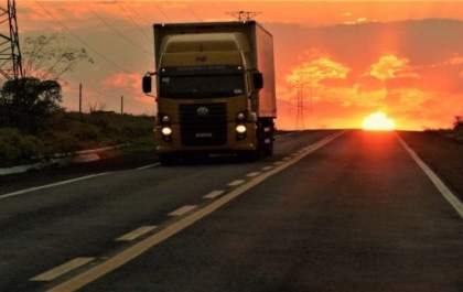 Contraste de temperaturas e baixa umidade do ar marcam início da semana
