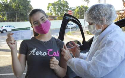 Birigui começa a vacinar jovens de 18 e 19 anos&nbsp;