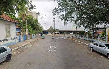 Bandidos roubam malote com dinheiro do transporte coletivo