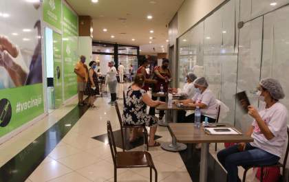 Prefeitura de Araçatuba amplia horário em pontos de vacinação