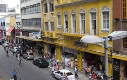 Estado de SP libera nesta terça-feira 100% de ocupação no comércio