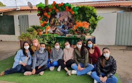 Após perder amiga para o lúpus, jovens decidem montar projeto para doações&nbsp;