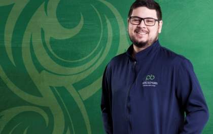 “Definitivo, nunca mais”, Pedro Bomura